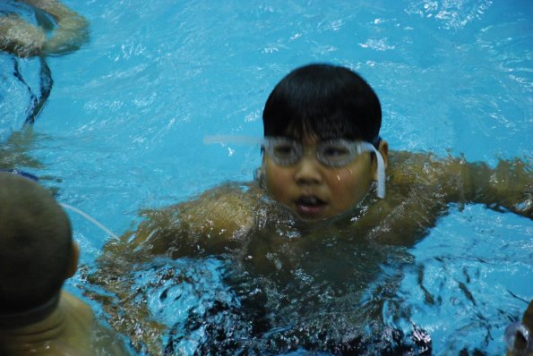 IsaacHolidayClassic100Breaststroke